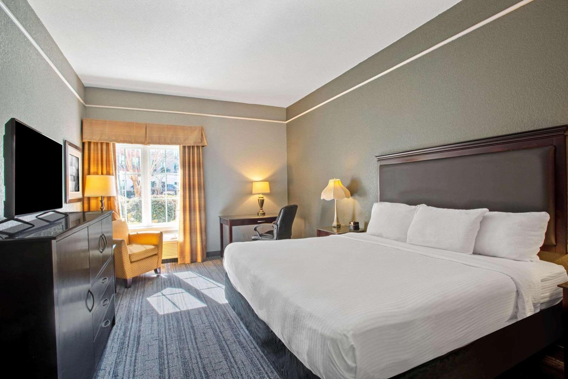 Stay Express Inn & Suites - Mobile, Al photo 20