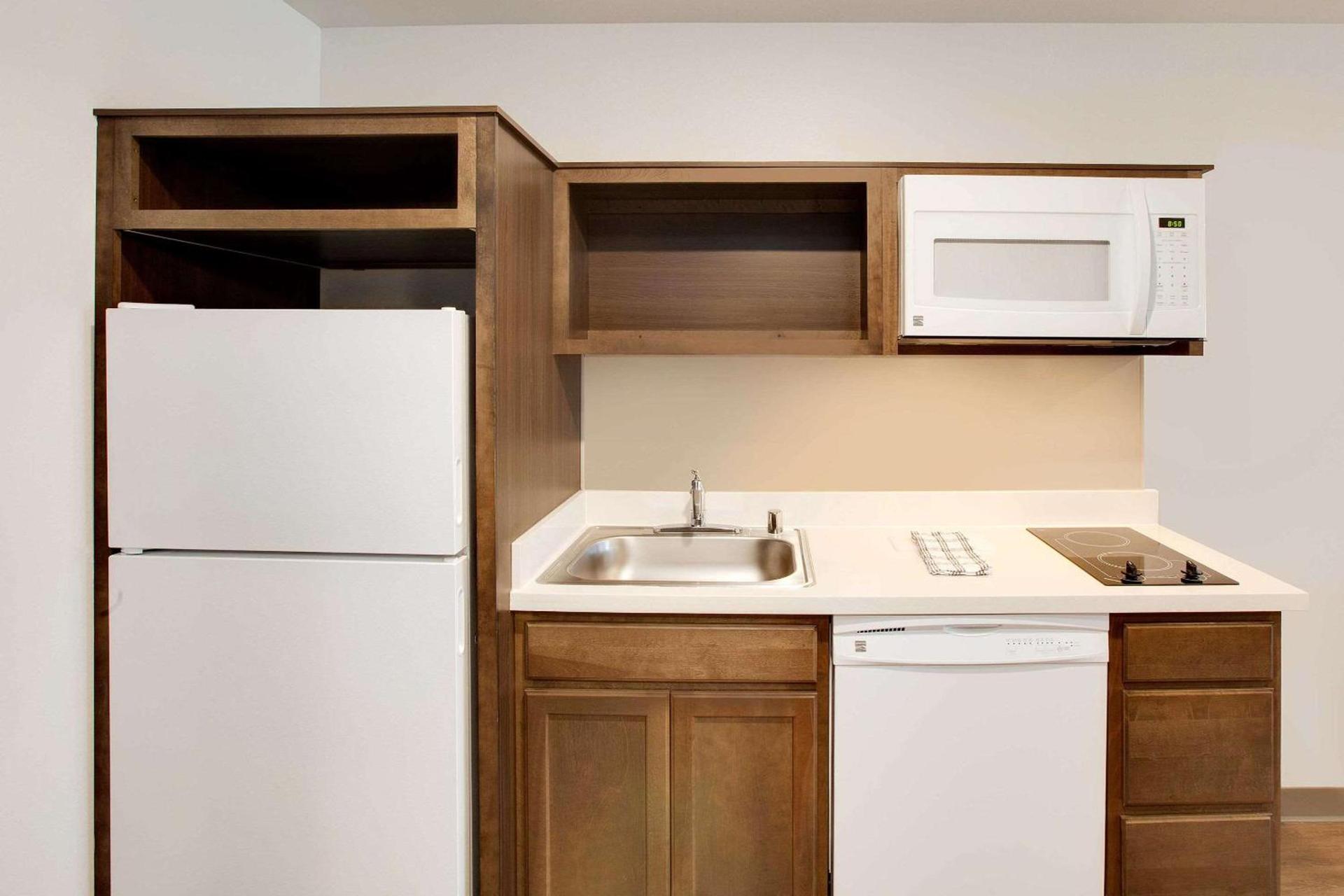 WoodSpring Suites Plano - North Dallas photo 10