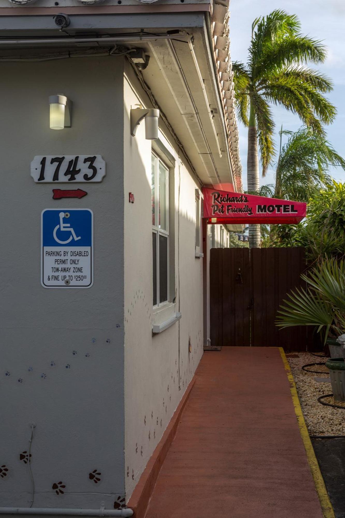 Richard's Pet Friendly Motel photo 5