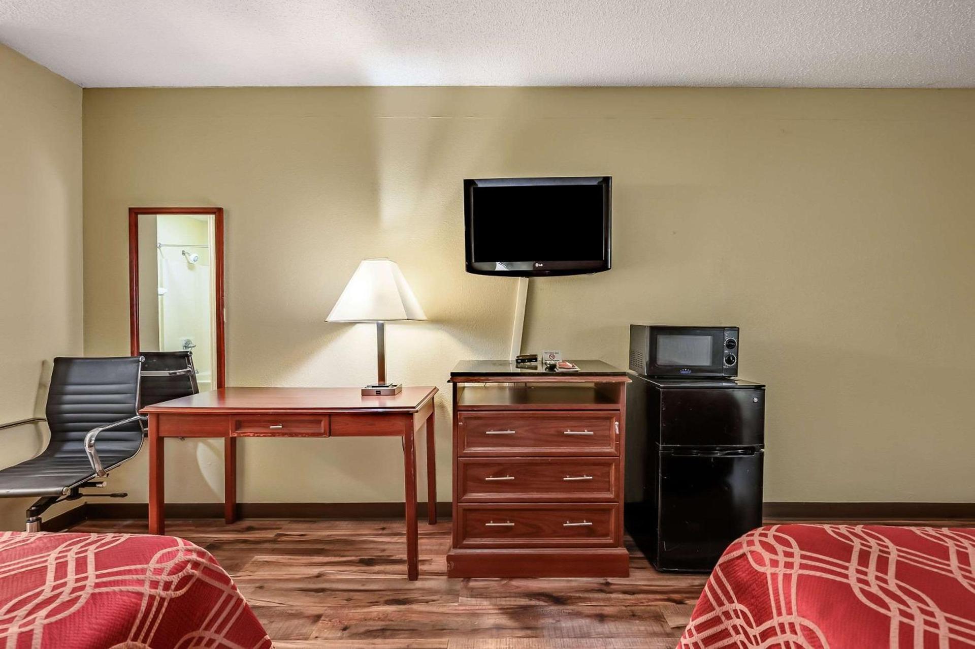 Econo Lodge Athens I-65 photo 5