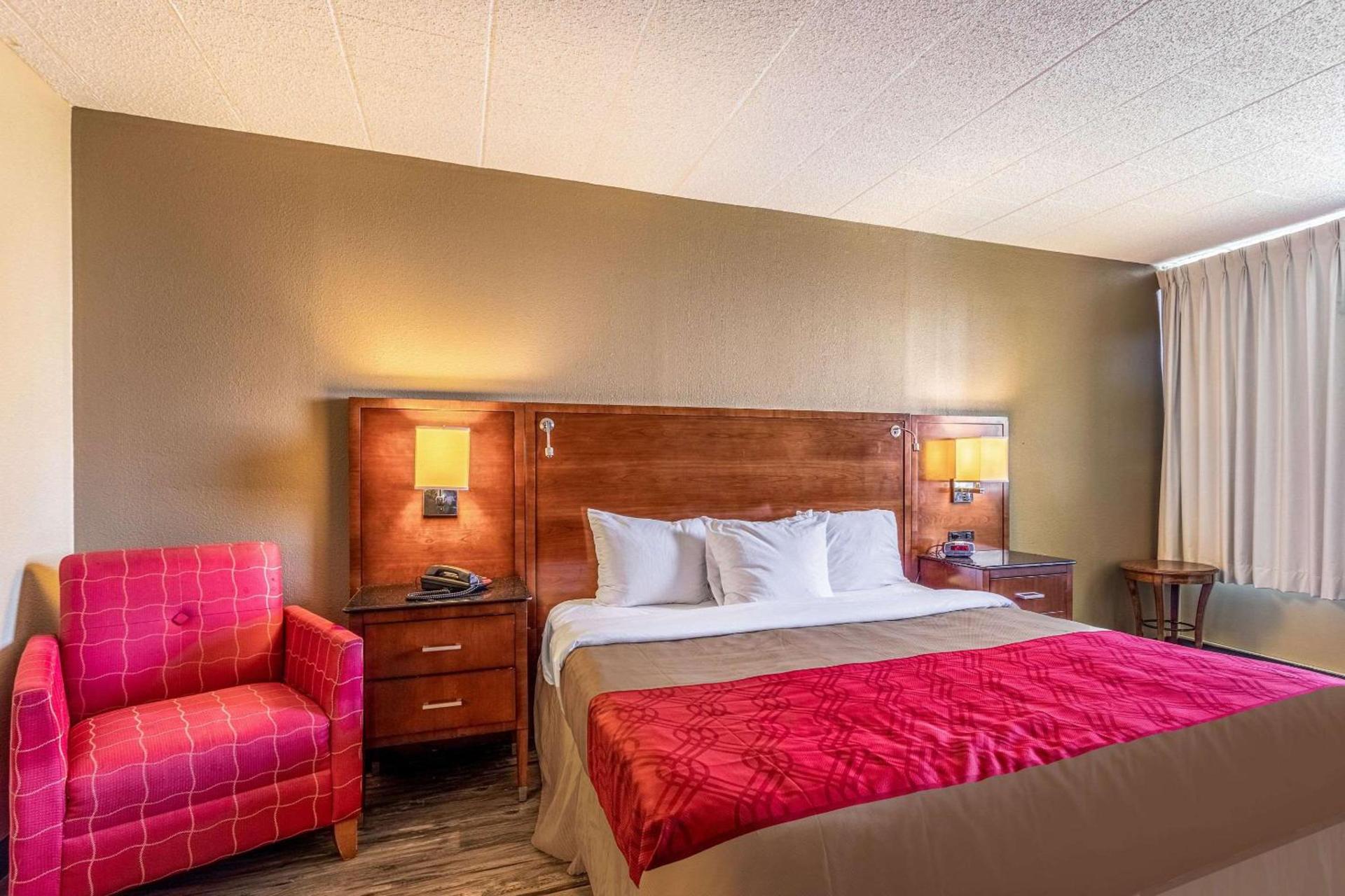 Econo Lodge photo 10