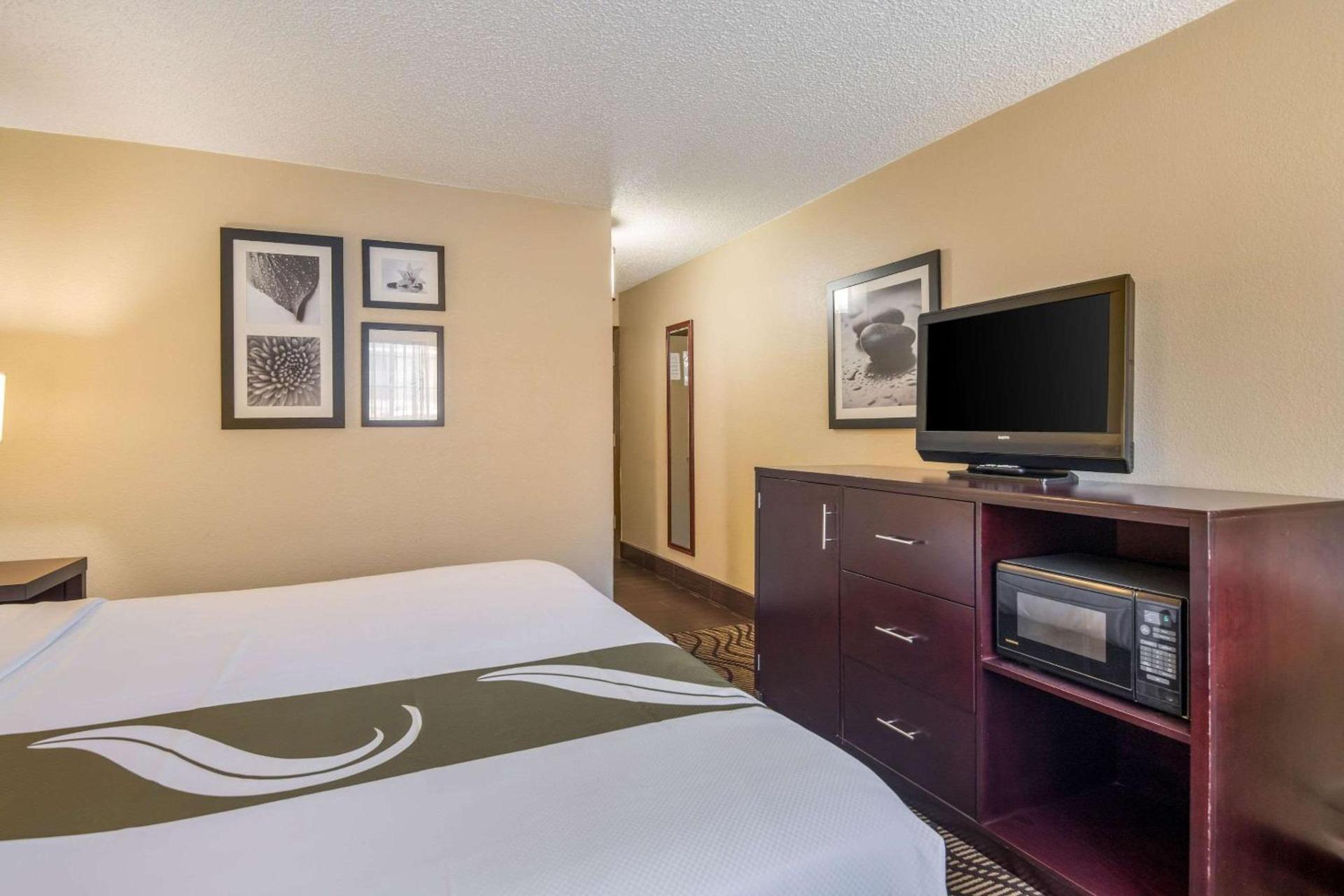 Quality Inn Sweetwater I-20 photo 13