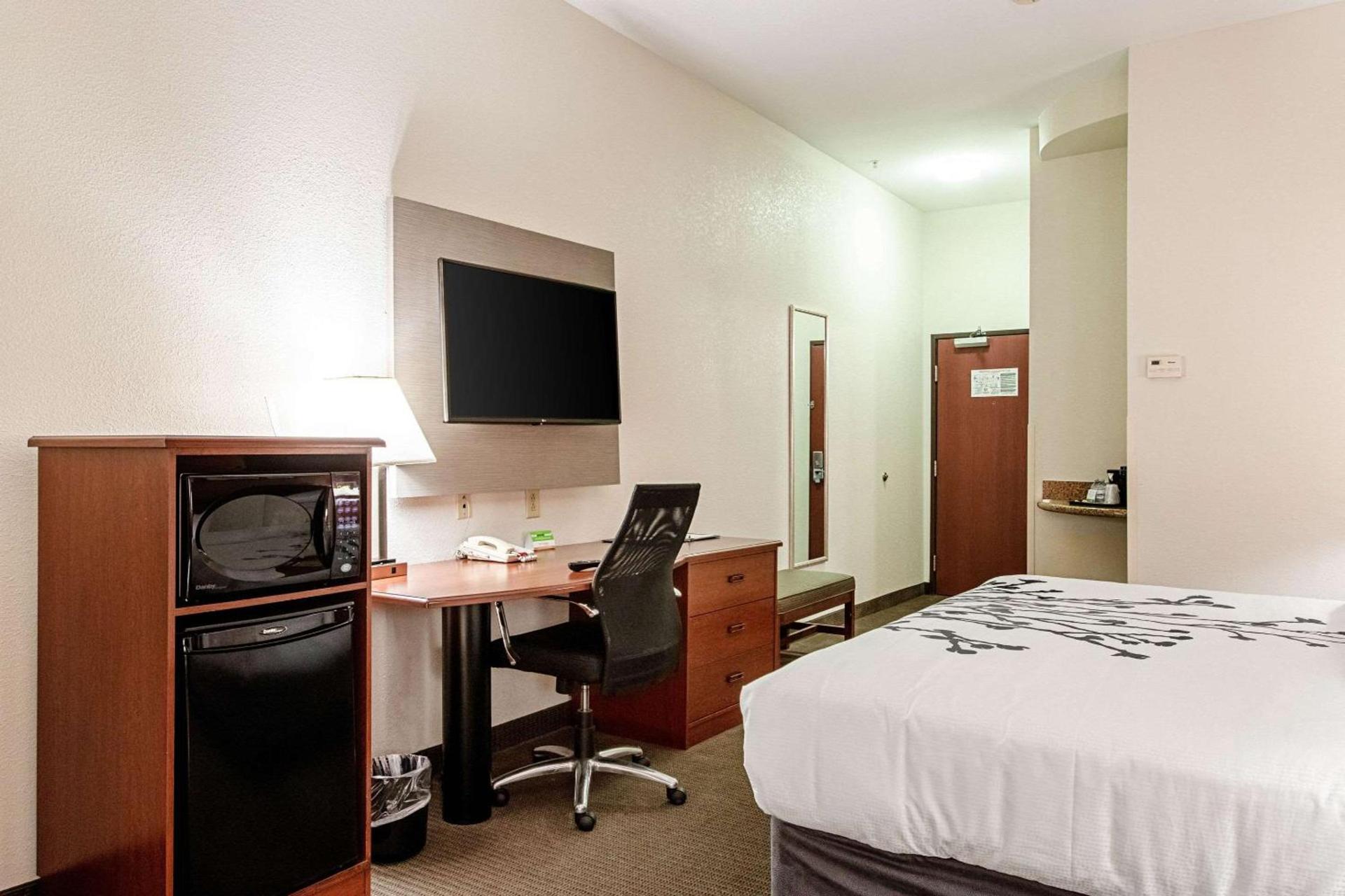 Sleep Inn & Suites Hobbs photo 38