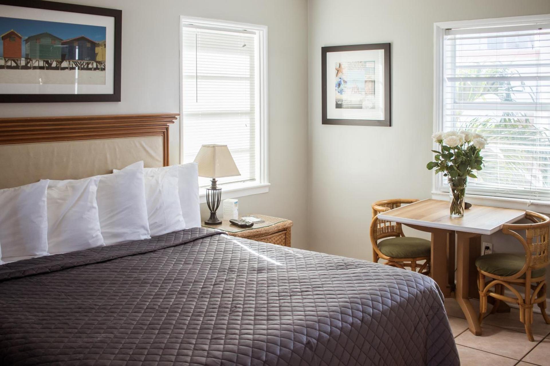 Riptide Oceanfront Hotel photo 48