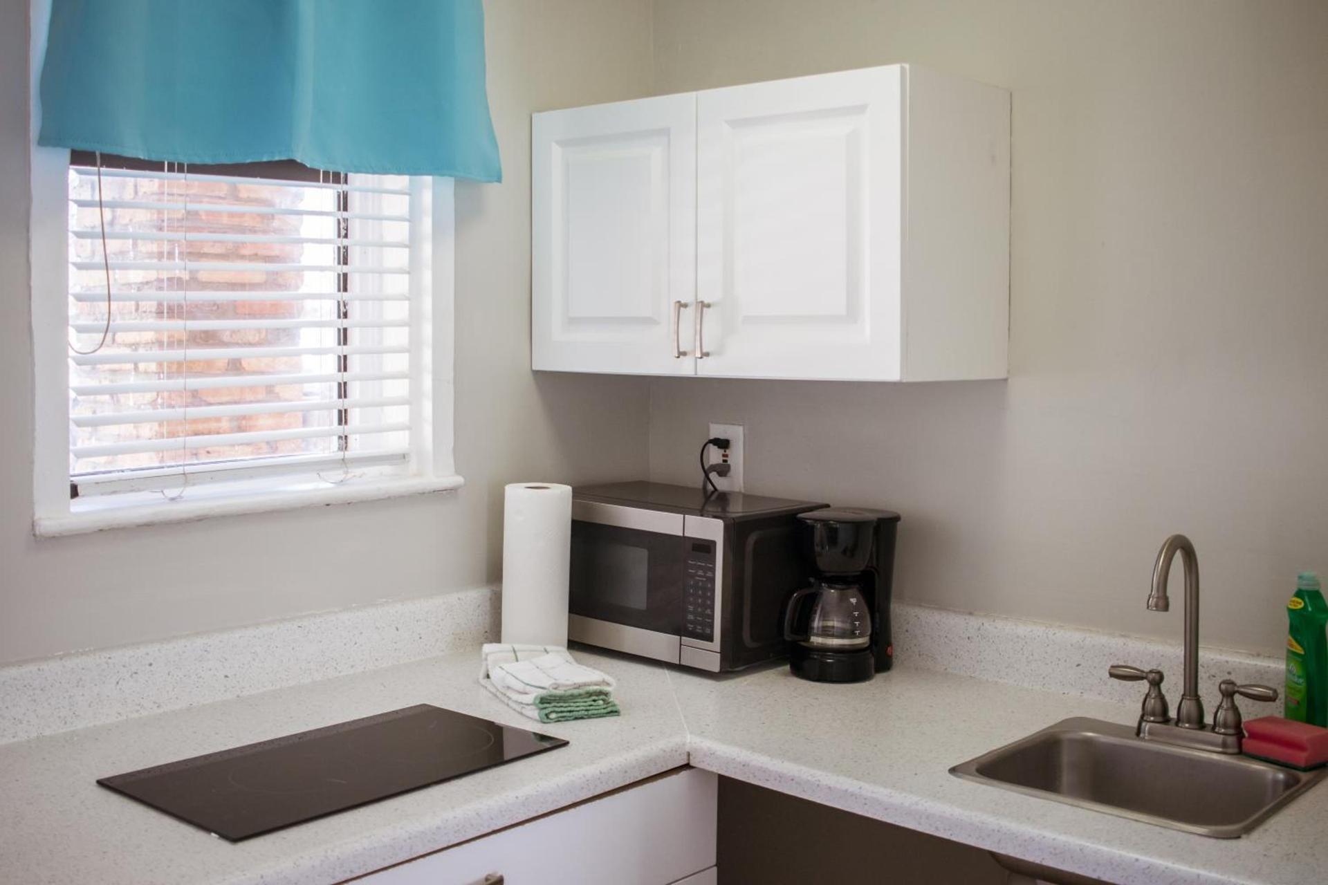 Riptide Oceanfront Hotel photo 36