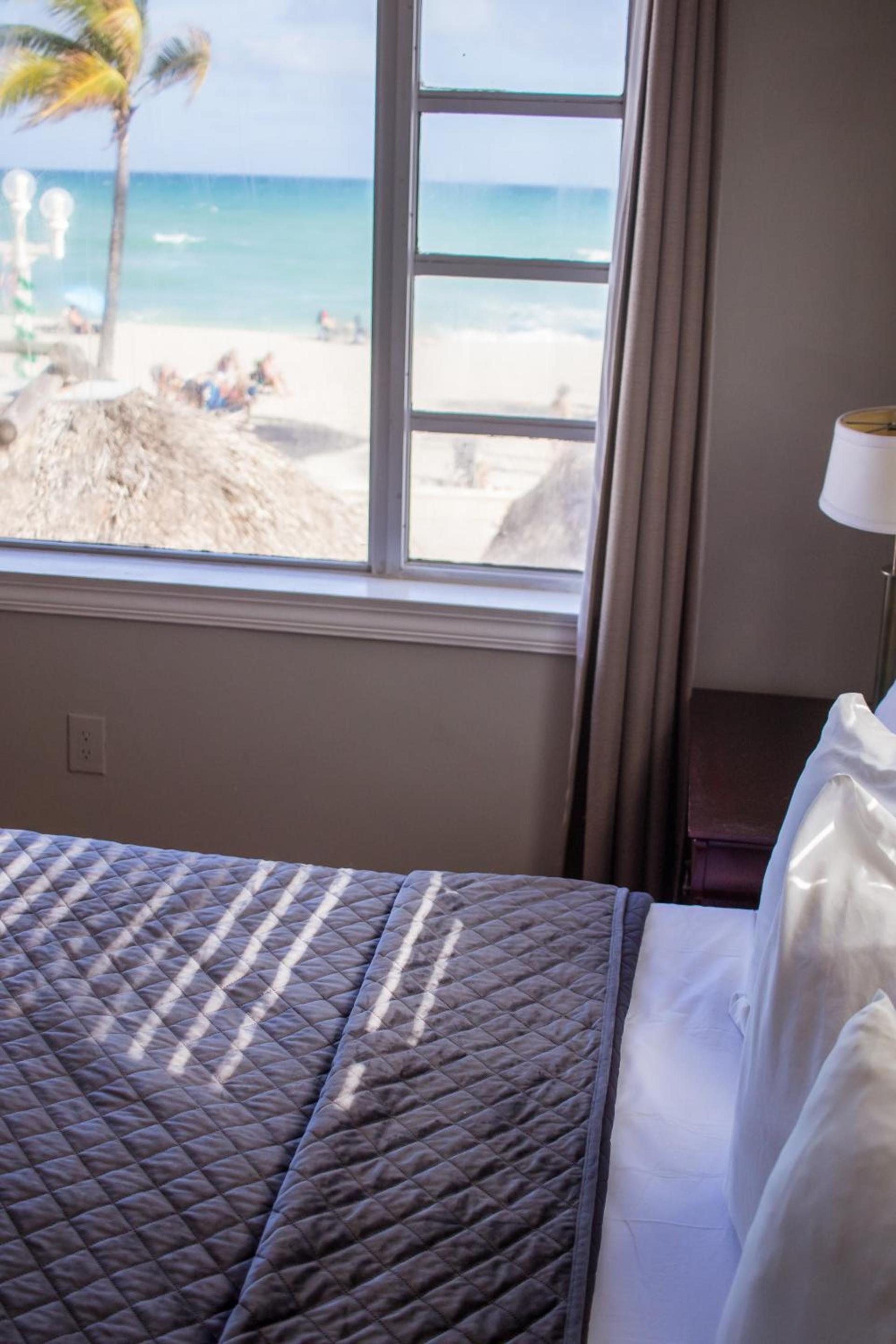 Riptide Oceanfront Hotel photo 32
