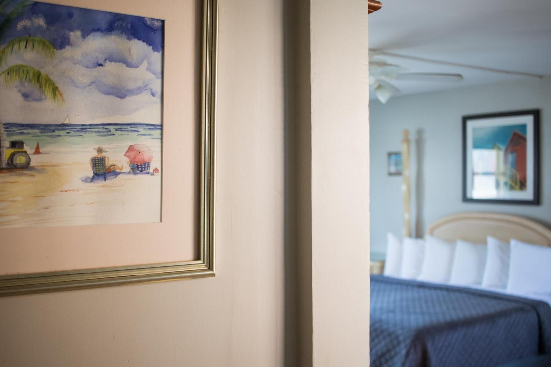 Riptide Oceanfront Hotel photo 19