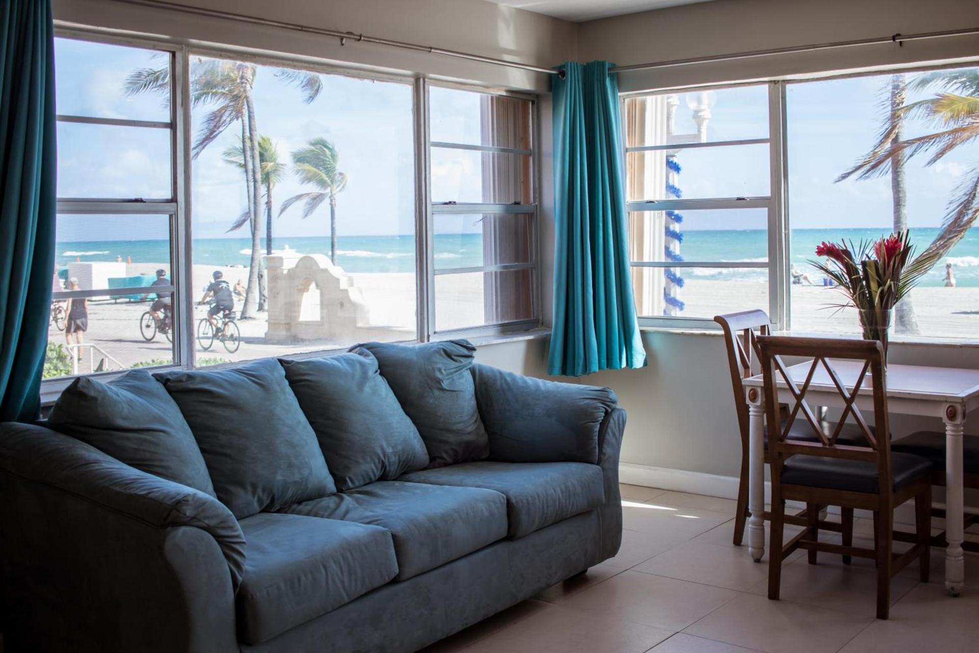 Riptide Oceanfront Hotel photo 57