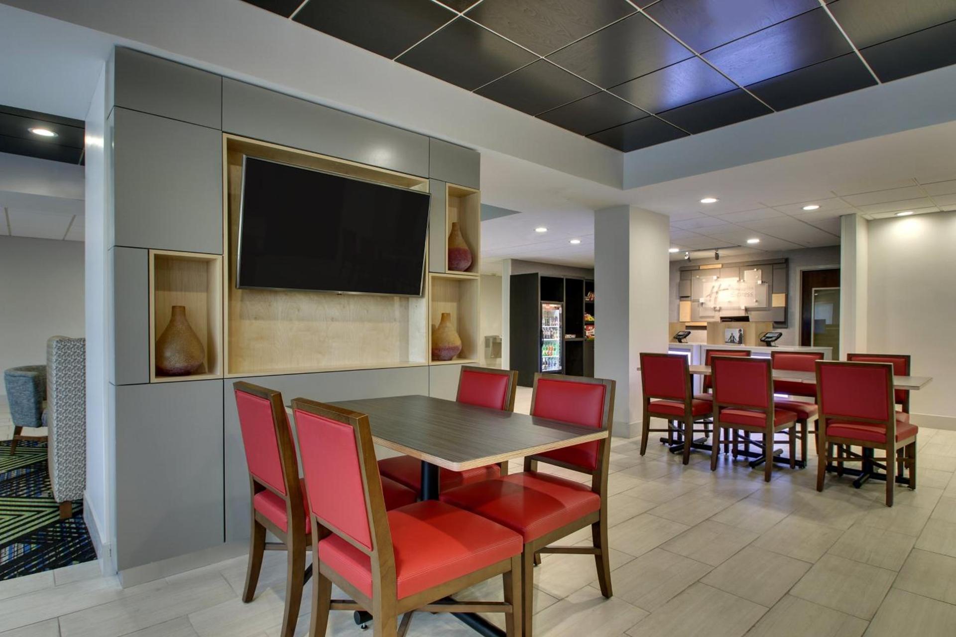 Holiday Inn Express - Horse Cave by IHG photo 18