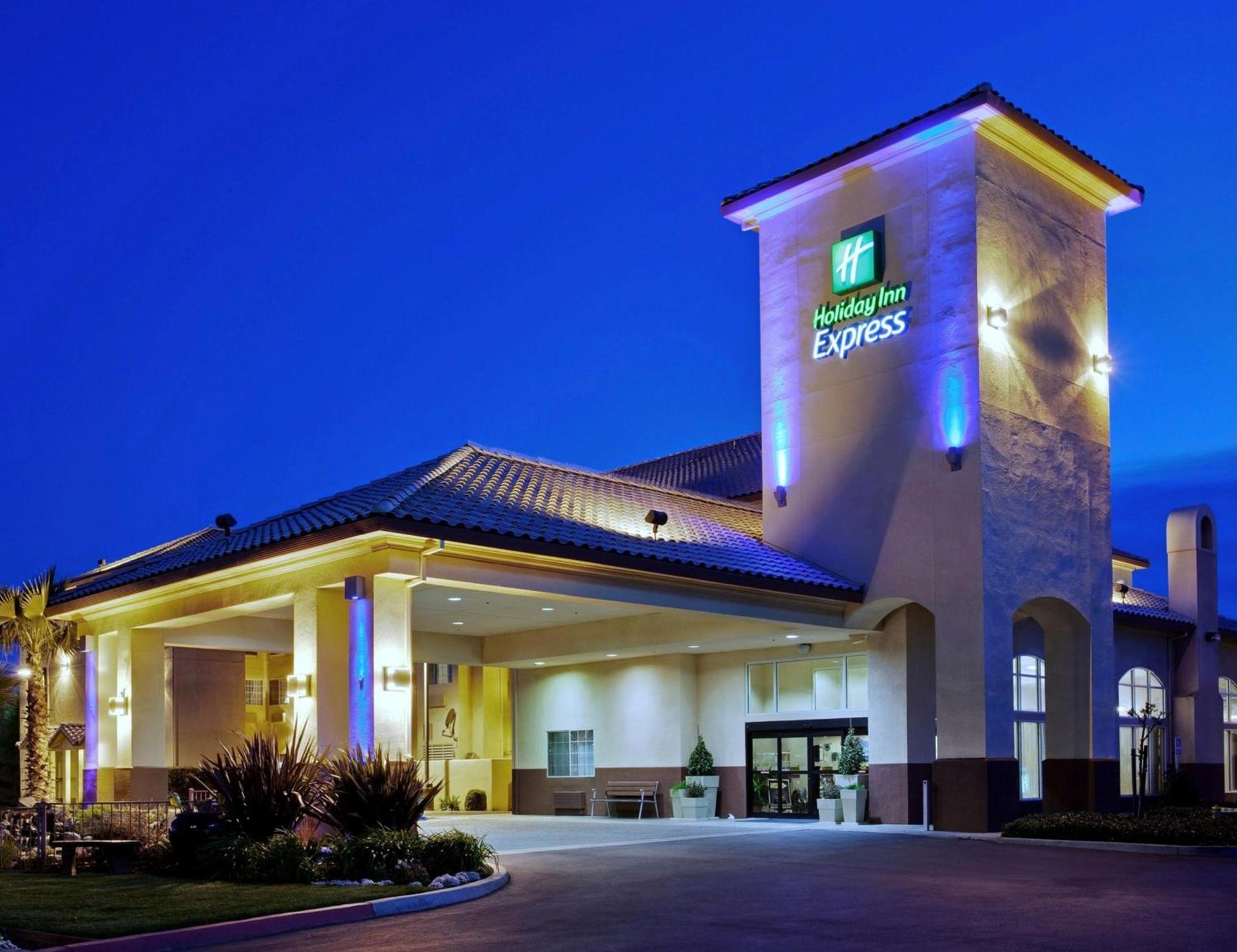 Holiday Inn Express Madera by IHG photo 36