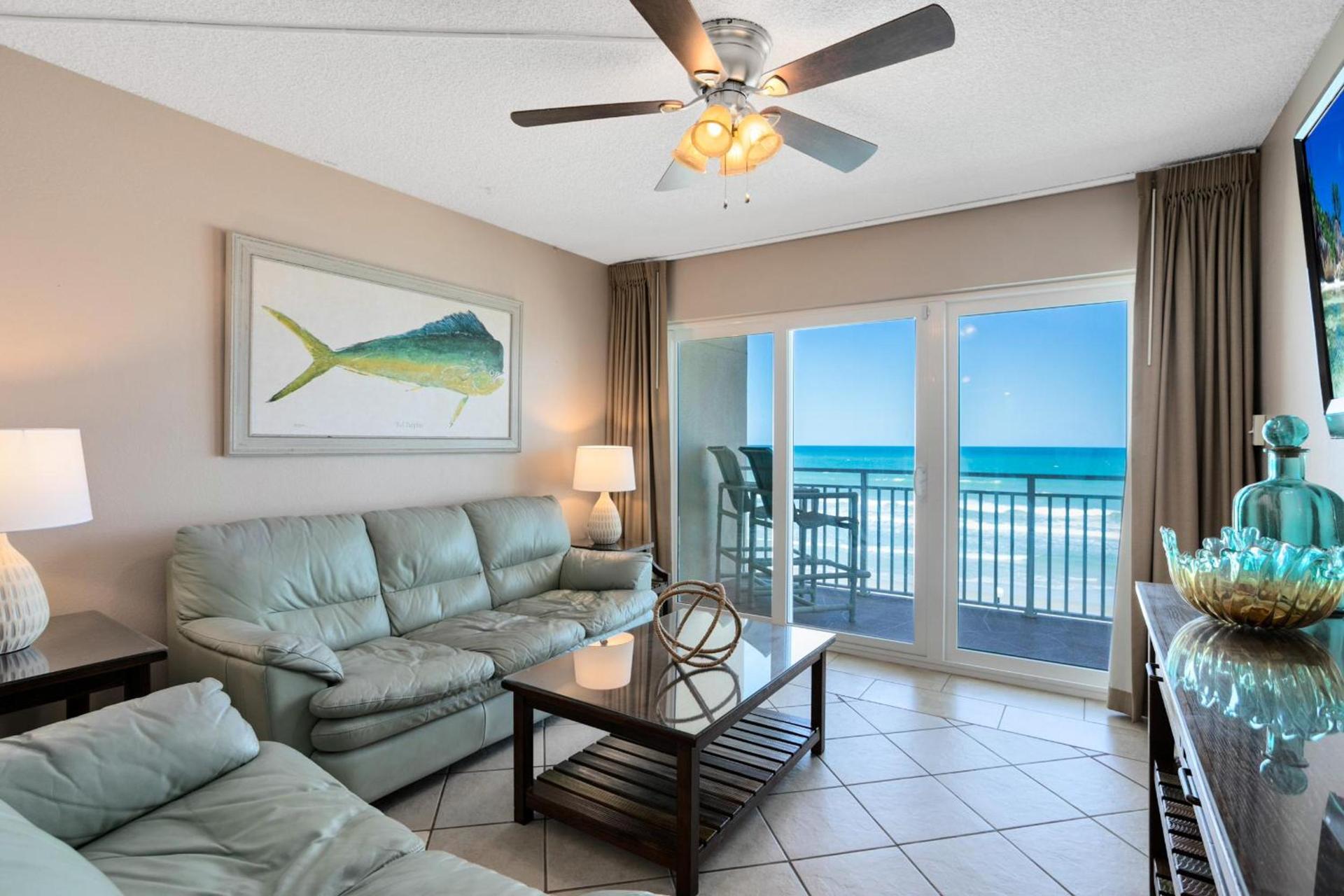 Paradise Beach Club - Oceanfront and Penthouse photo 16