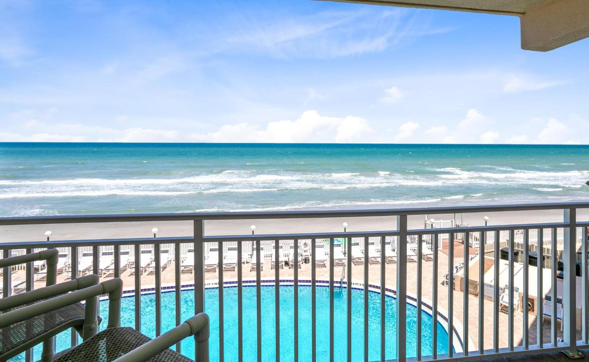 Paradise Beach Club - Oceanfront and Penthouse photo 32