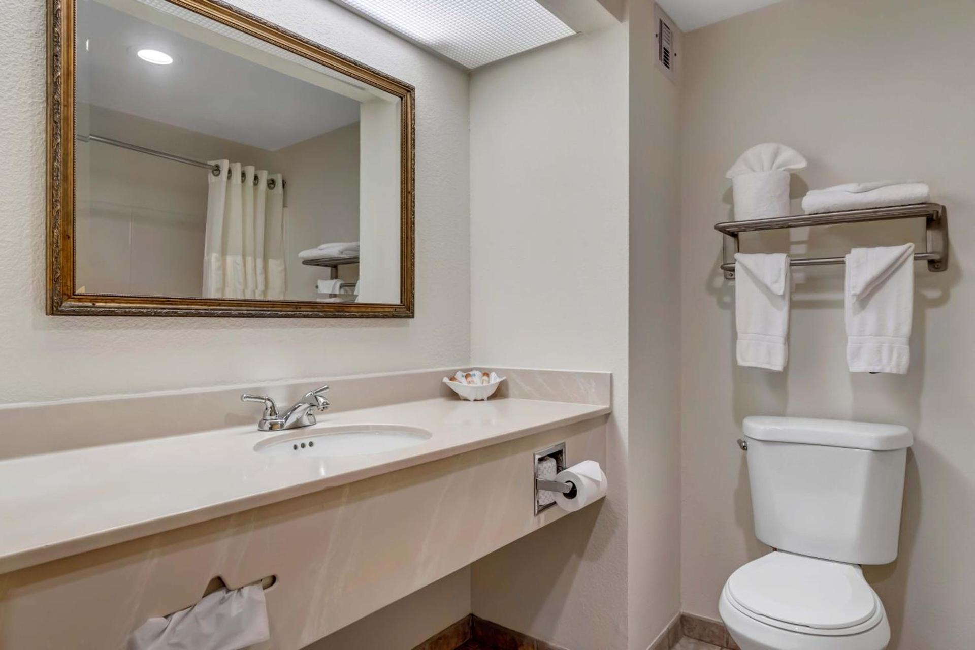 Hutchinson Island Hotel photo 45