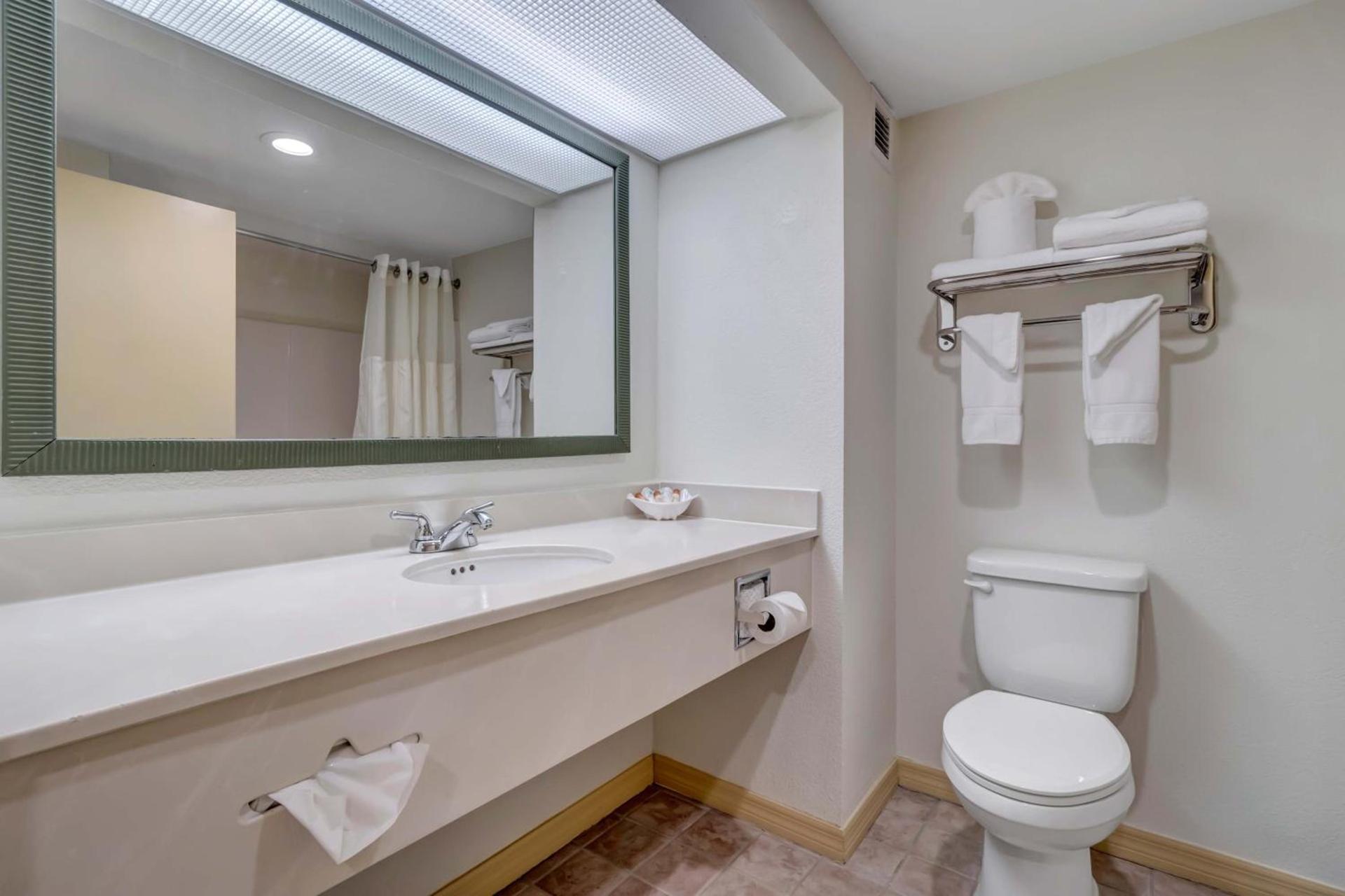 Hutchinson Island Hotel photo 32