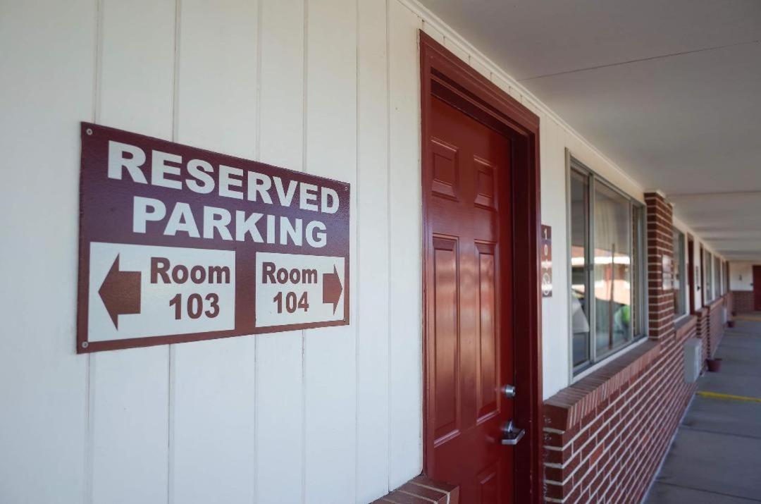 Raine Motel photo 5