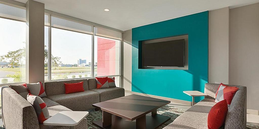 avid hotel - Madison - Huntsville West by IHG photo 12