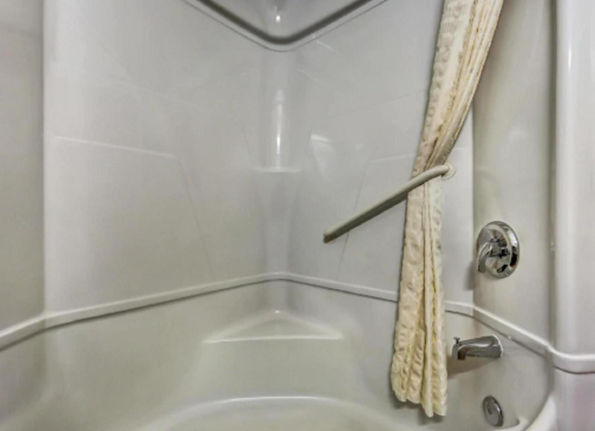 Motel 6-Roseburg, OR photo 18
