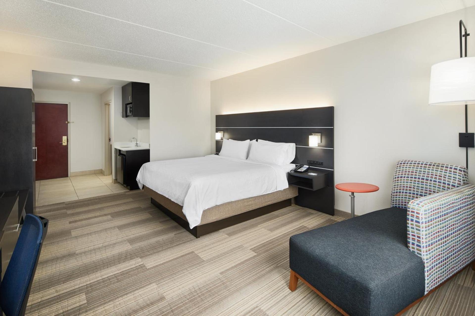 Holiday Inn Express & Suites - Spartanburg-North by IHG photo 36