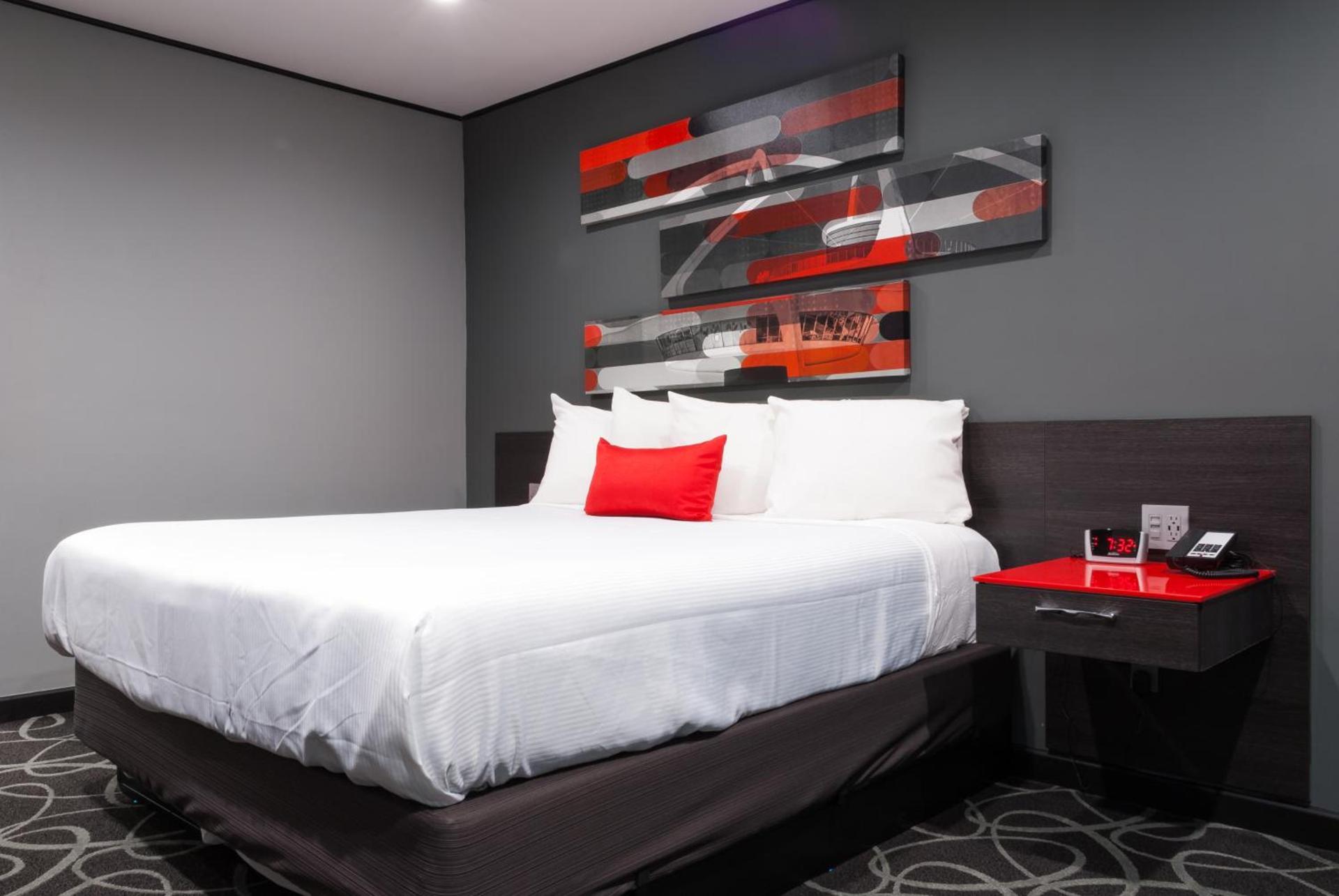 Astro Pasadena Hotel photo 20