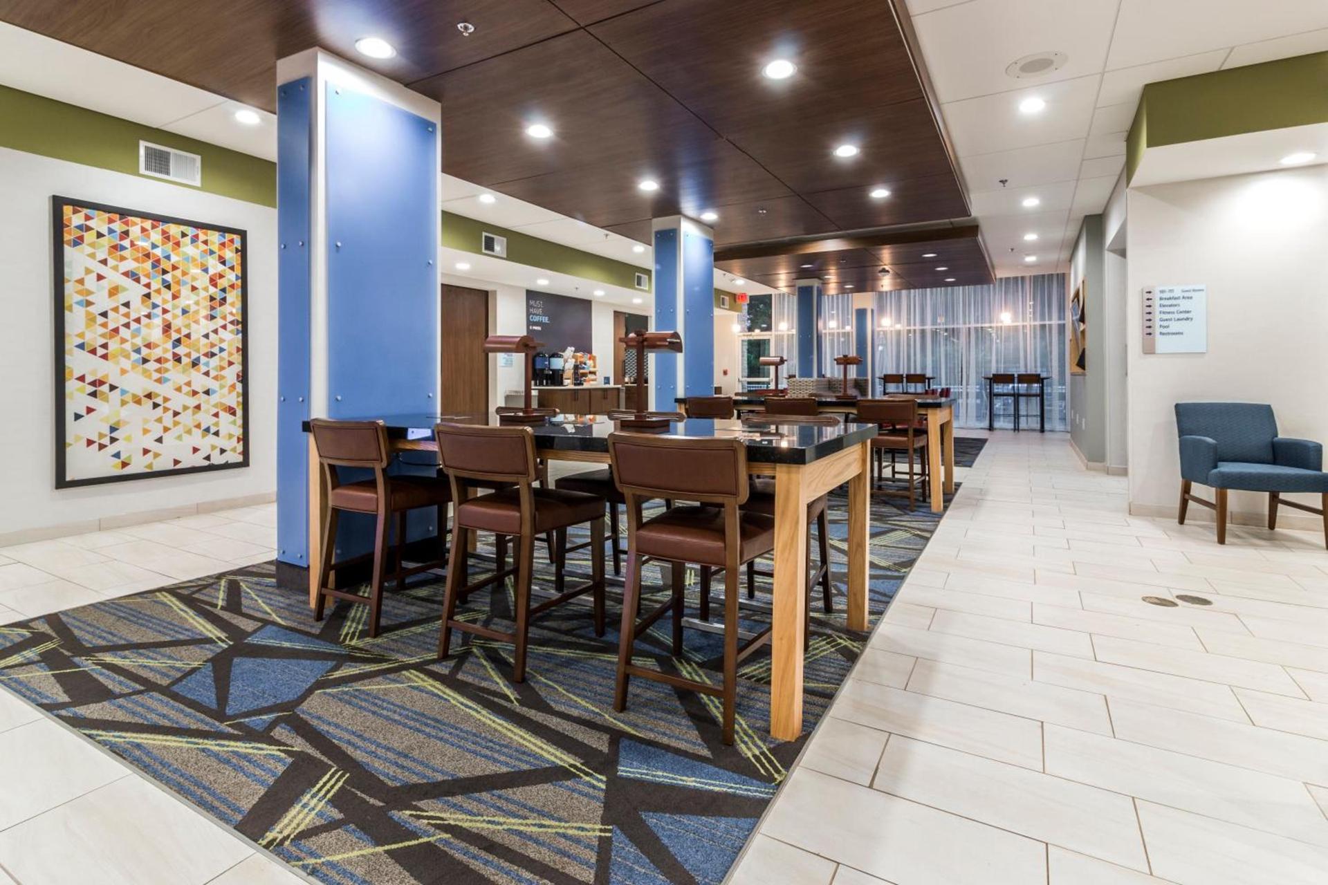Holiday Inn Express - Villa Rica by IHG photo 2