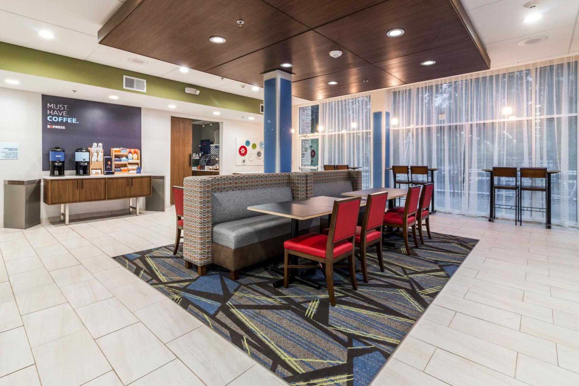 Holiday Inn Express - Villa Rica by IHG photo 23