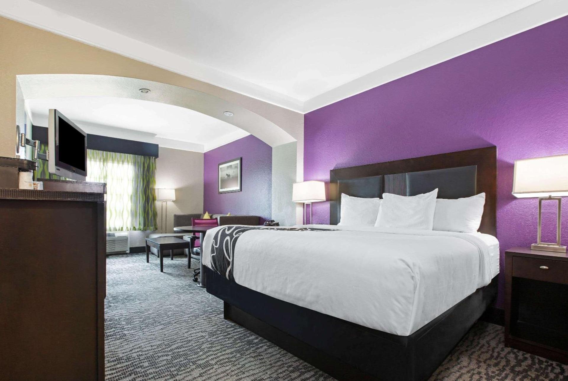 La Quinta by Wyndham Pearland photo 2