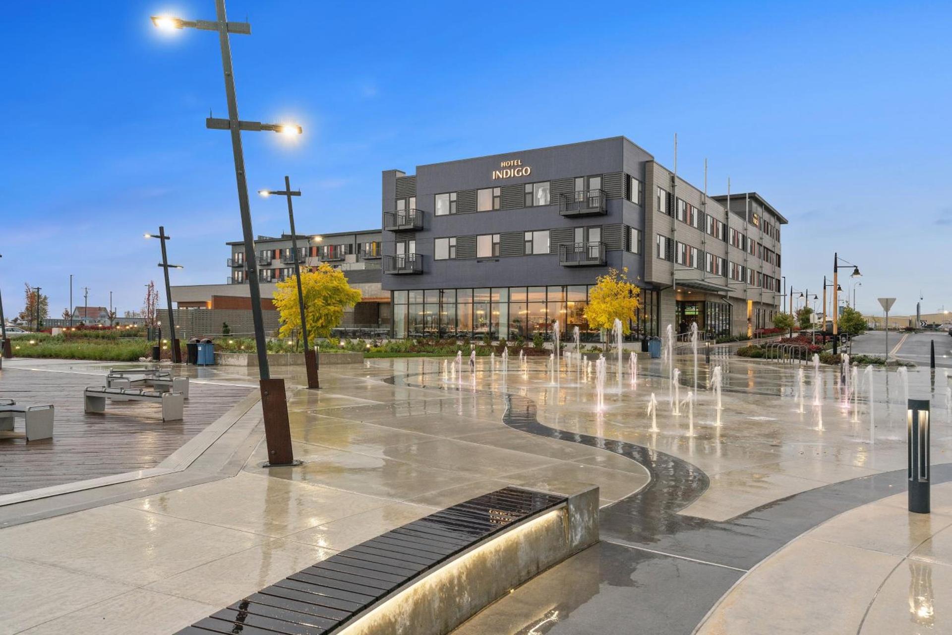 Hotel Indigo Seattle Everett Waterfront Place by IHG photo 69