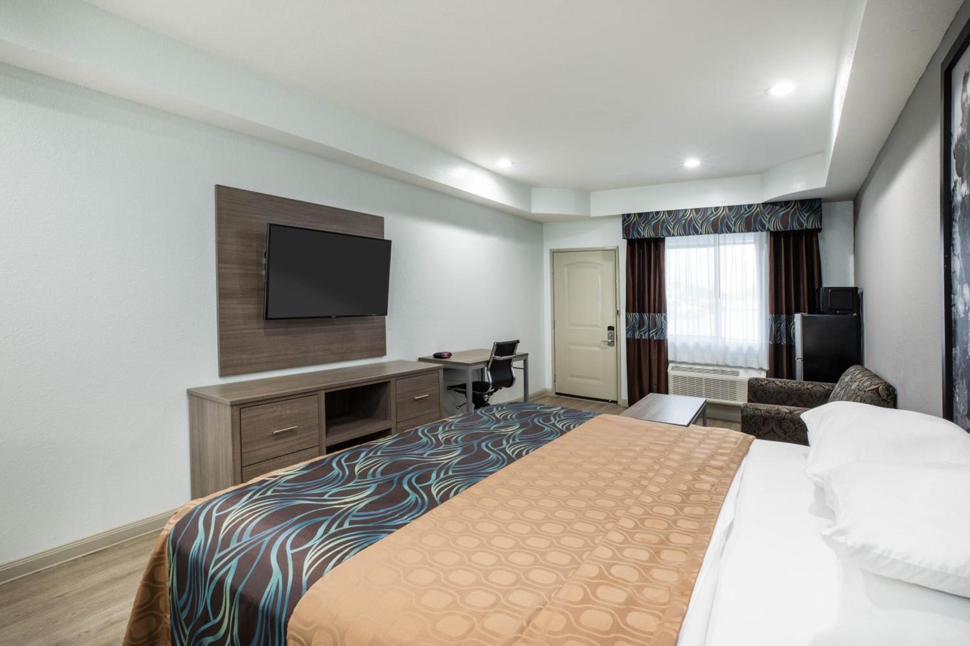 Super 8 by Wyndham Humble Houston Fallcreek photo 28