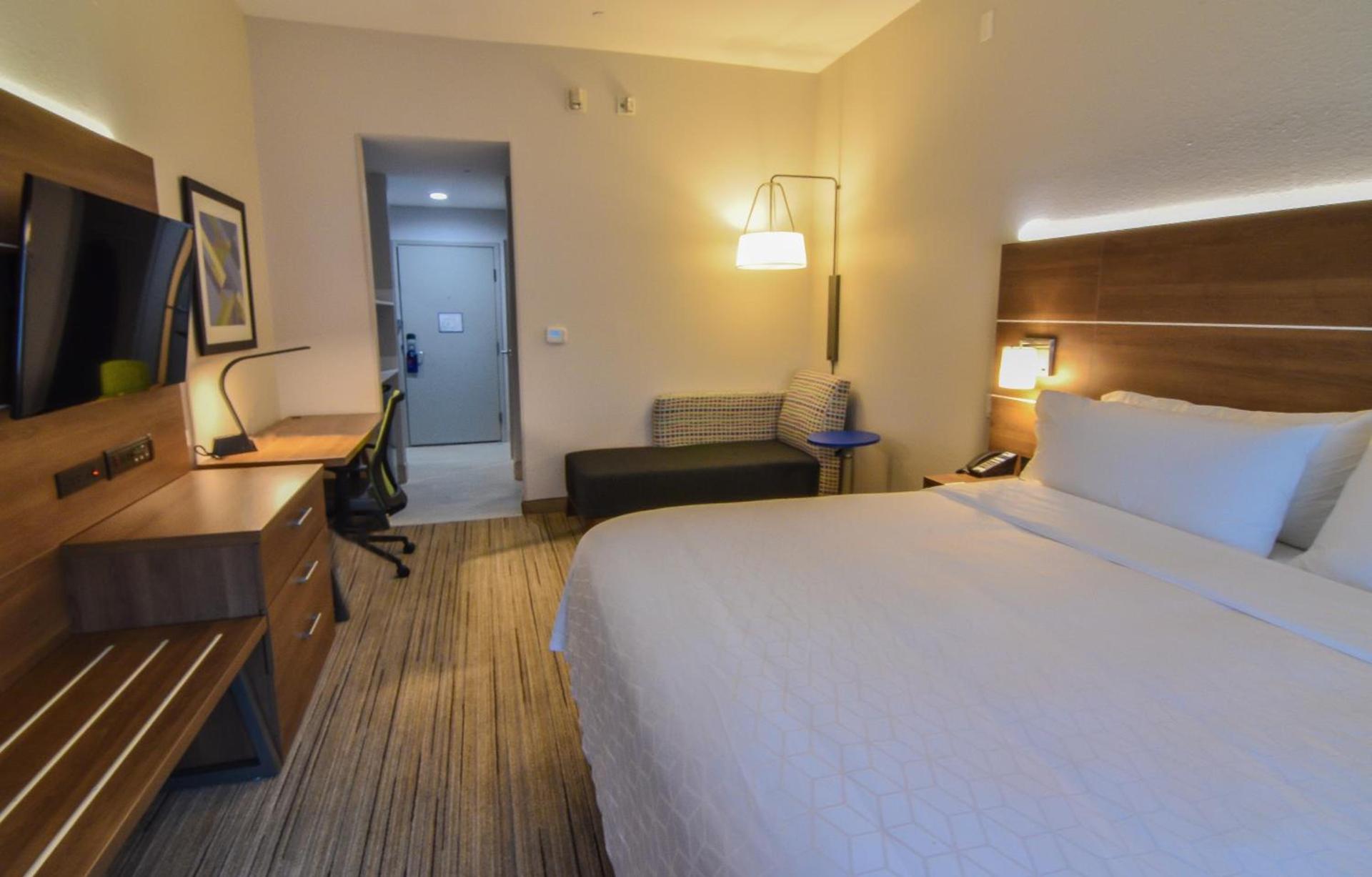Holiday Inn Express & Suites - Indianapolis Northwest by IHG photo 45