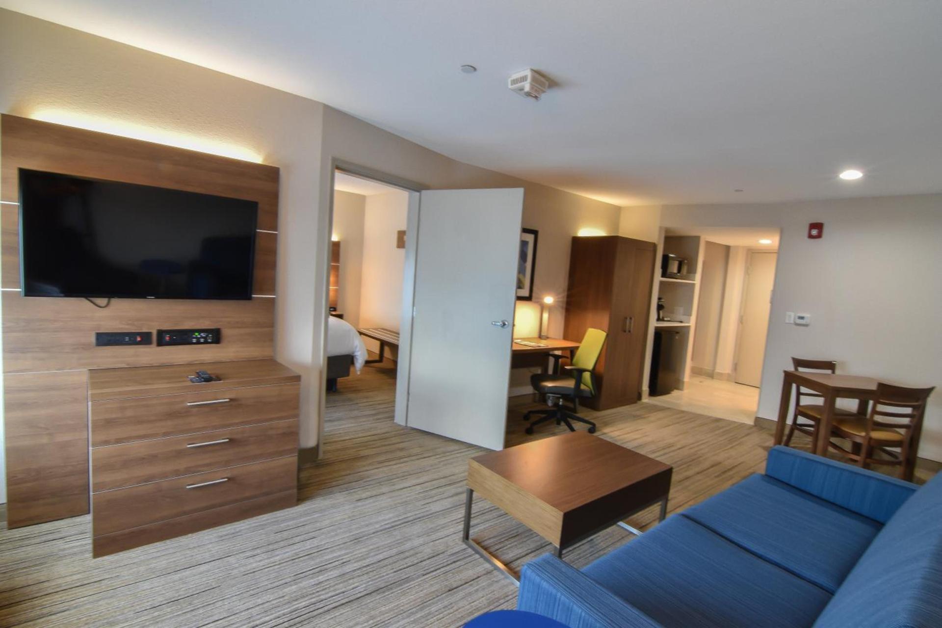 Holiday Inn Express & Suites - Indianapolis Northwest by IHG photo 38