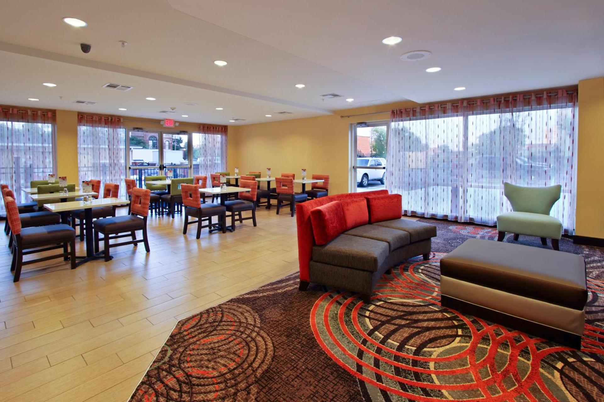 Holiday Inn Express Augusta Downtown by IHG photo 20