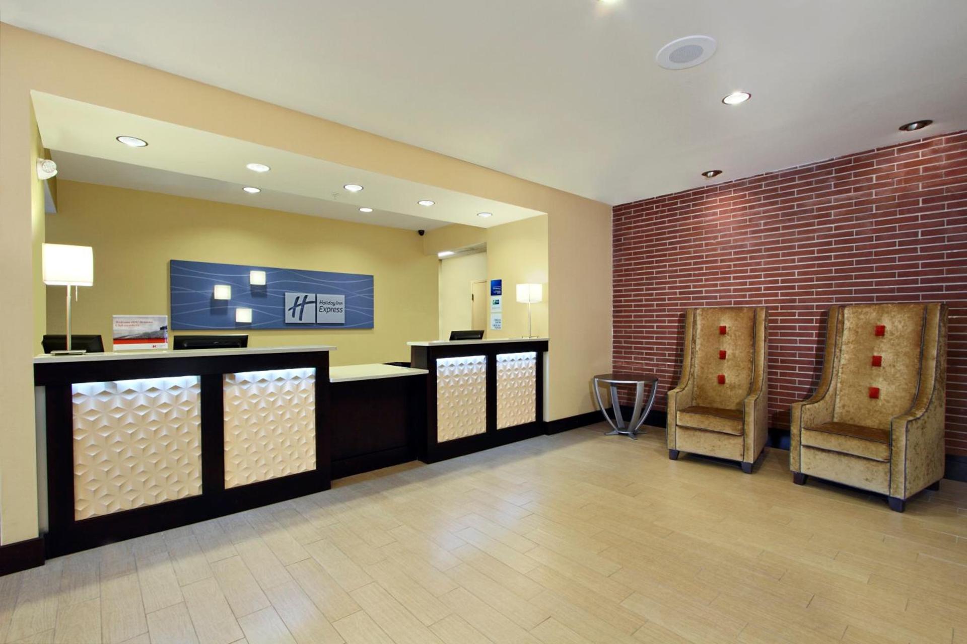 Holiday Inn Express Augusta Downtown by IHG photo 17