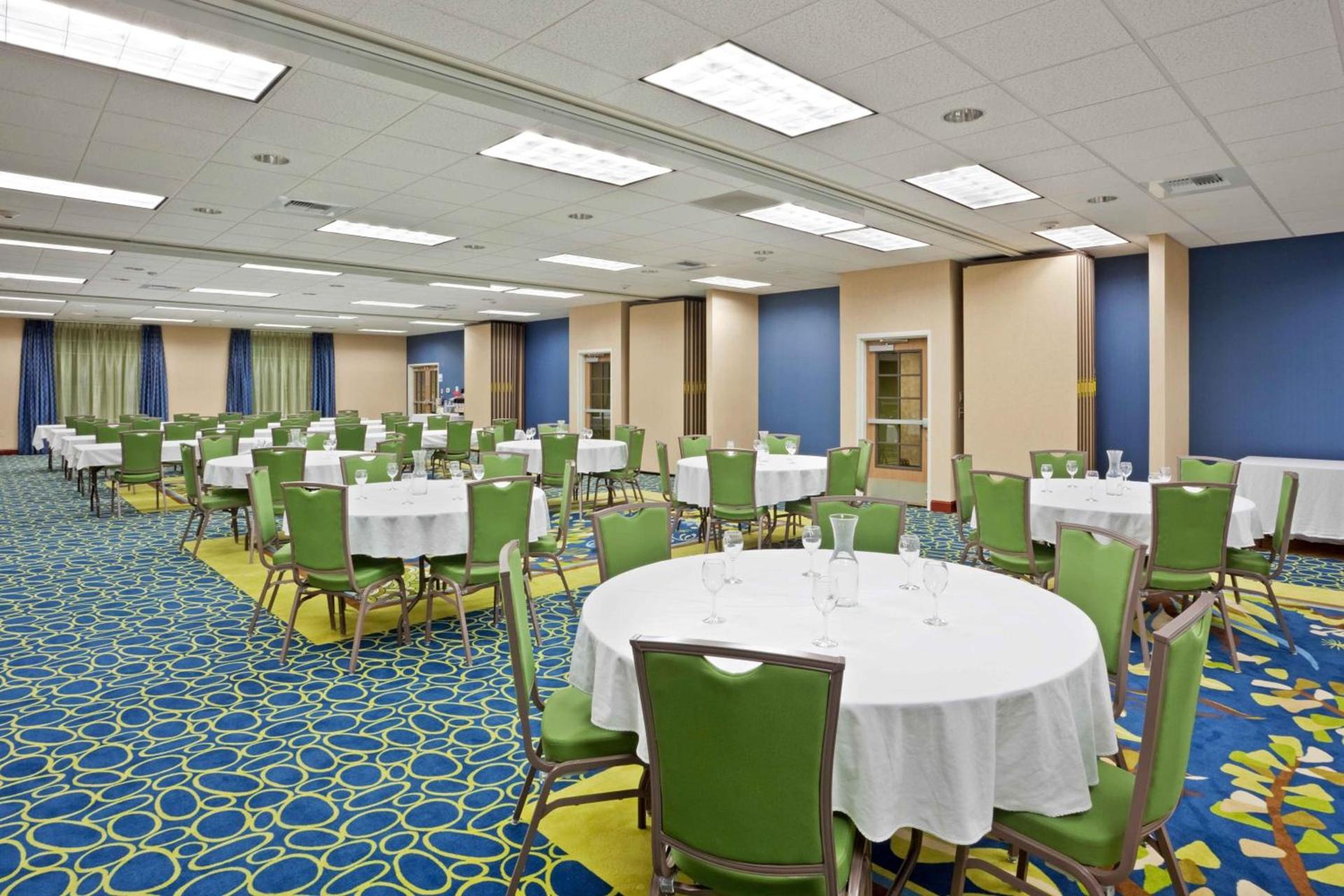 Holiday Inn Express Hotel & Suites North Sequim by IHG photo 68