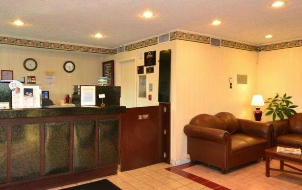 Days Inn by Wyndham Ontario Airport photo 20