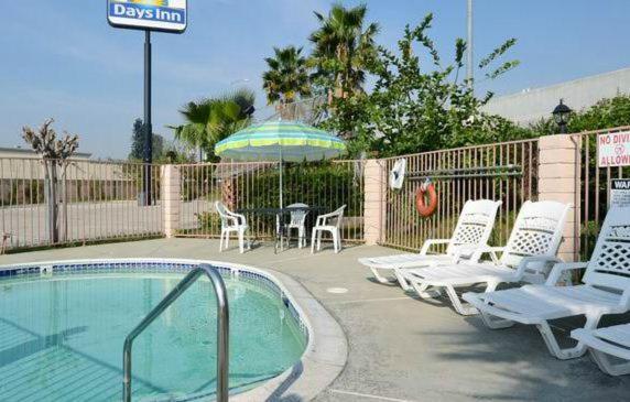 Days Inn by Wyndham Ontario Airport photo 27