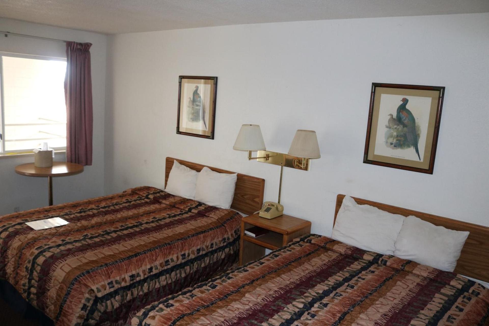 Dakota Inn photo 13
