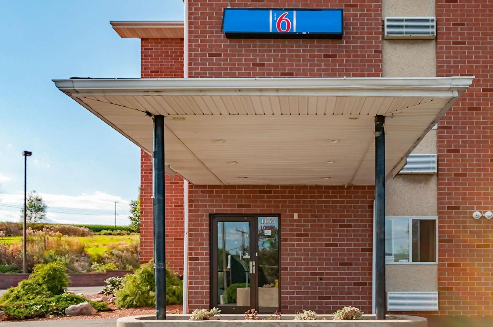 Motel 6-Drums photo 40