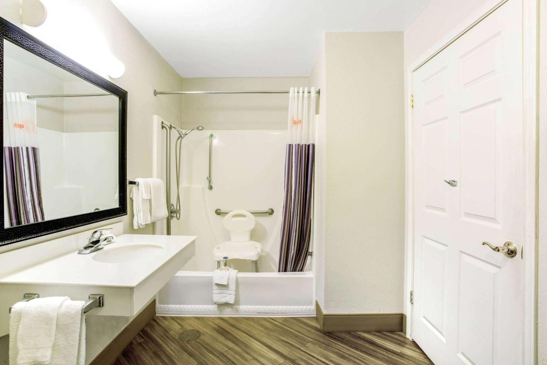 La Quinta Inn by Wyndham and Conference Center San Angelo photo 31