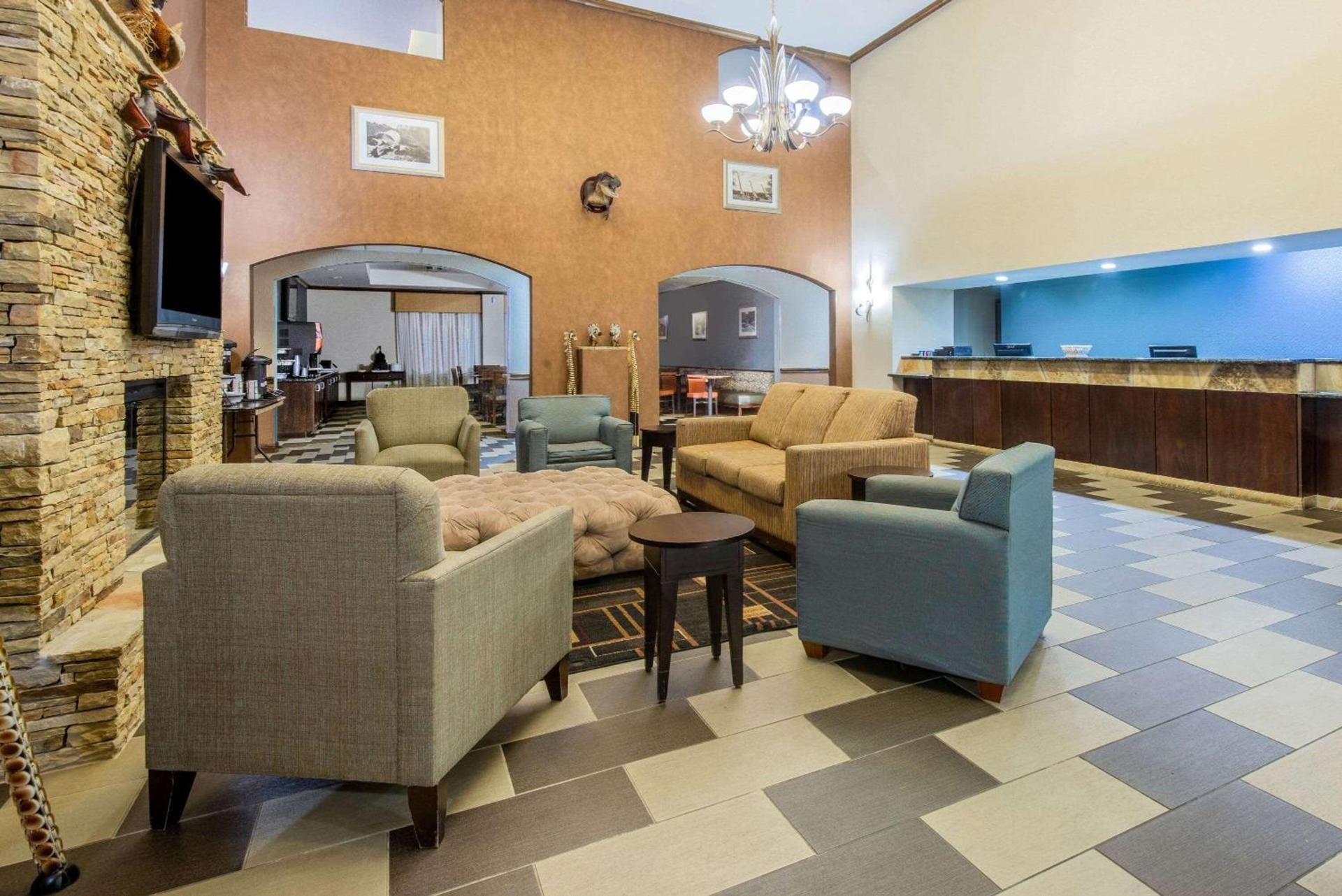 La Quinta by Wyndham Glen Rose photo 7