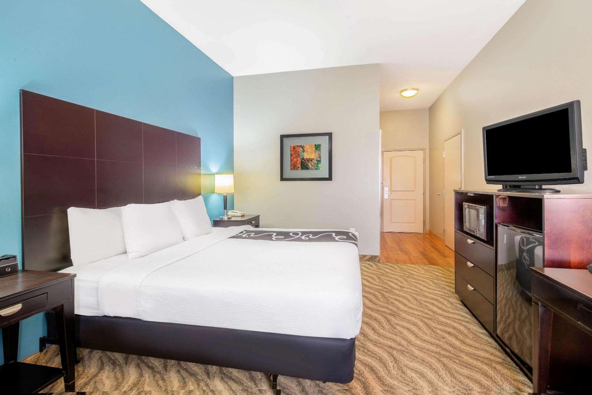 La Quinta by Wyndham Glen Rose photo 32