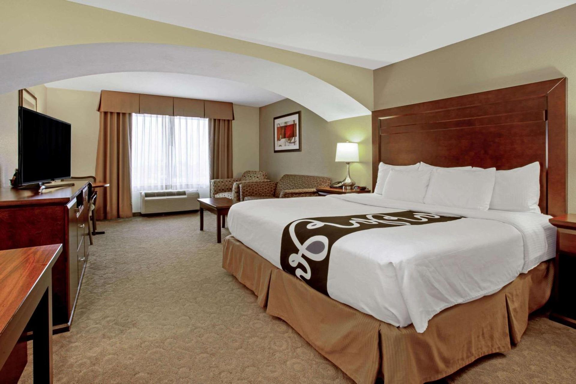 La Quinta by Wyndham Bismarck photo 18