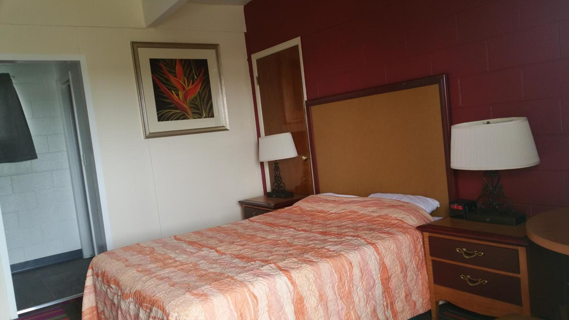 Thunder Bird Motel photo 53