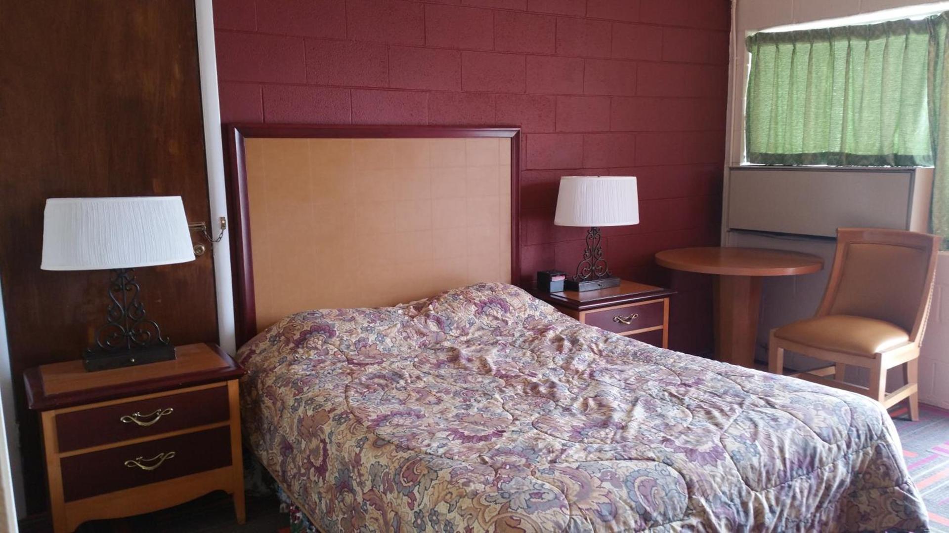 Thunder Bird Motel photo 58