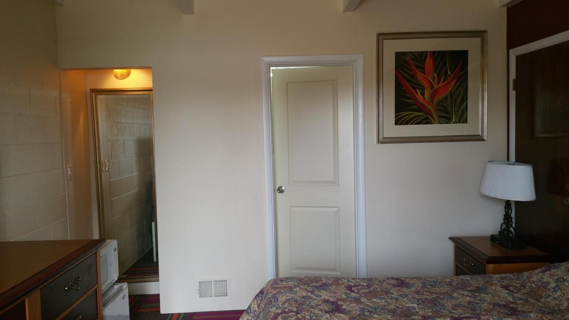 Thunder Bird Motel photo 20