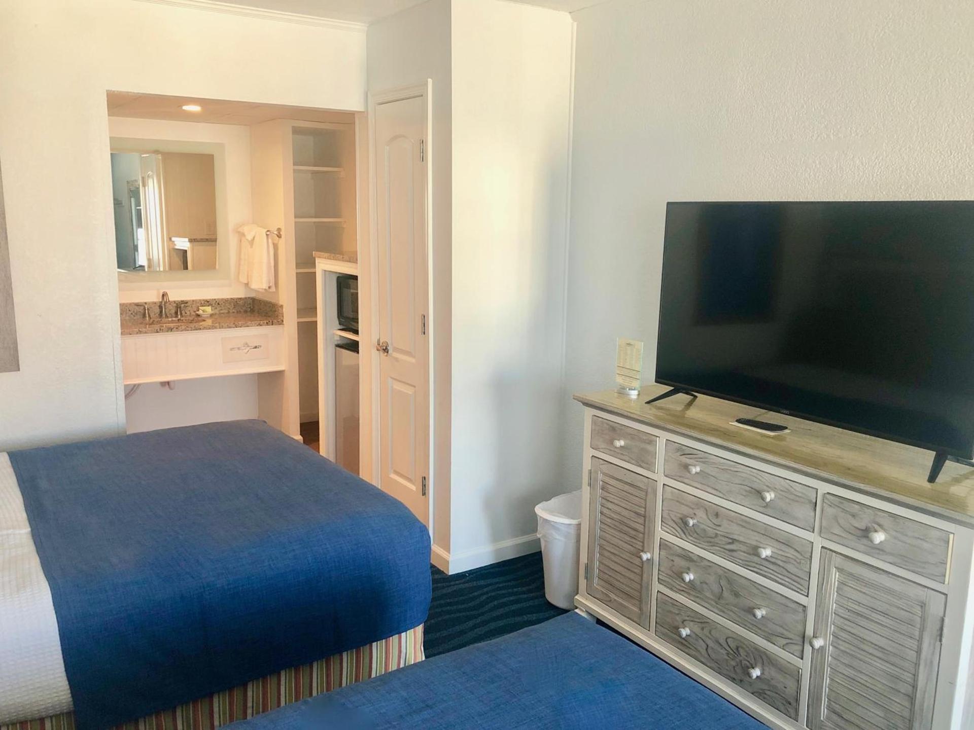 Beach View Hotel photo 34