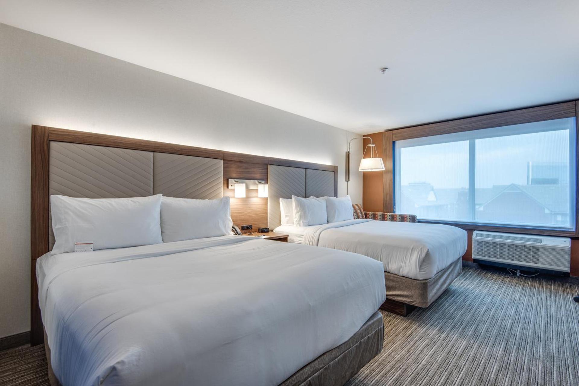 Holiday Inn Express & Suites Dallas North - Addison by IHG photo 56