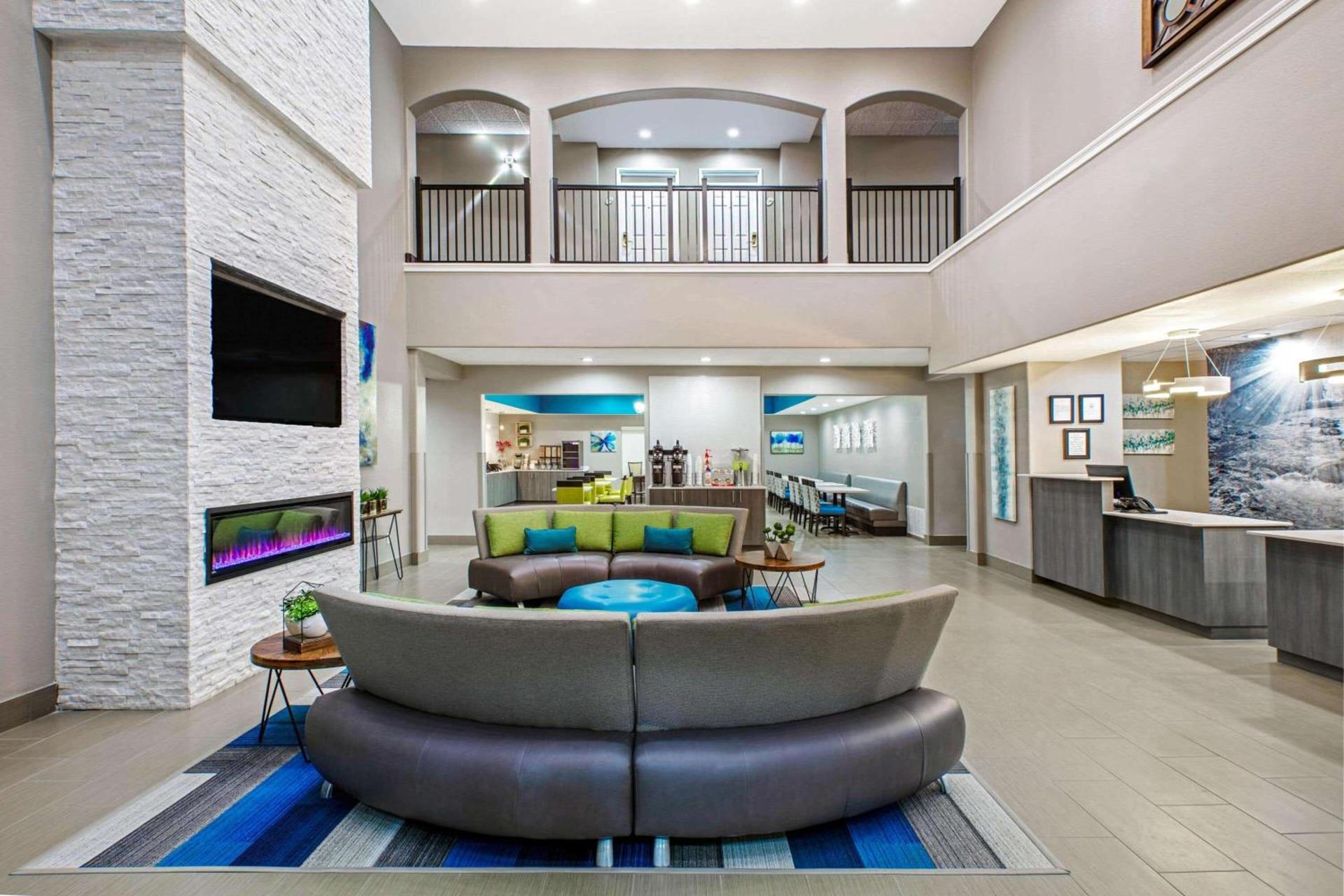 La Quinta by Wyndham Sulphur Springs photo 35