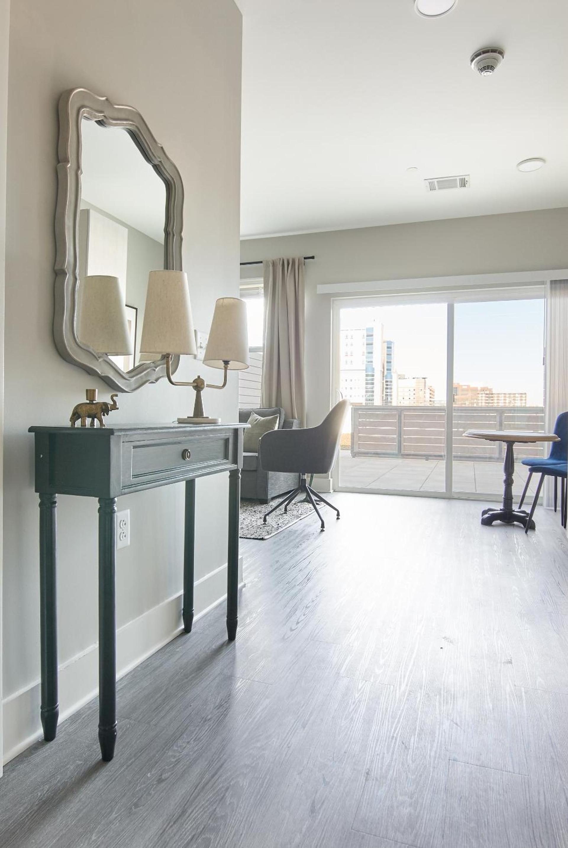 Sonder Belcourt photo 39