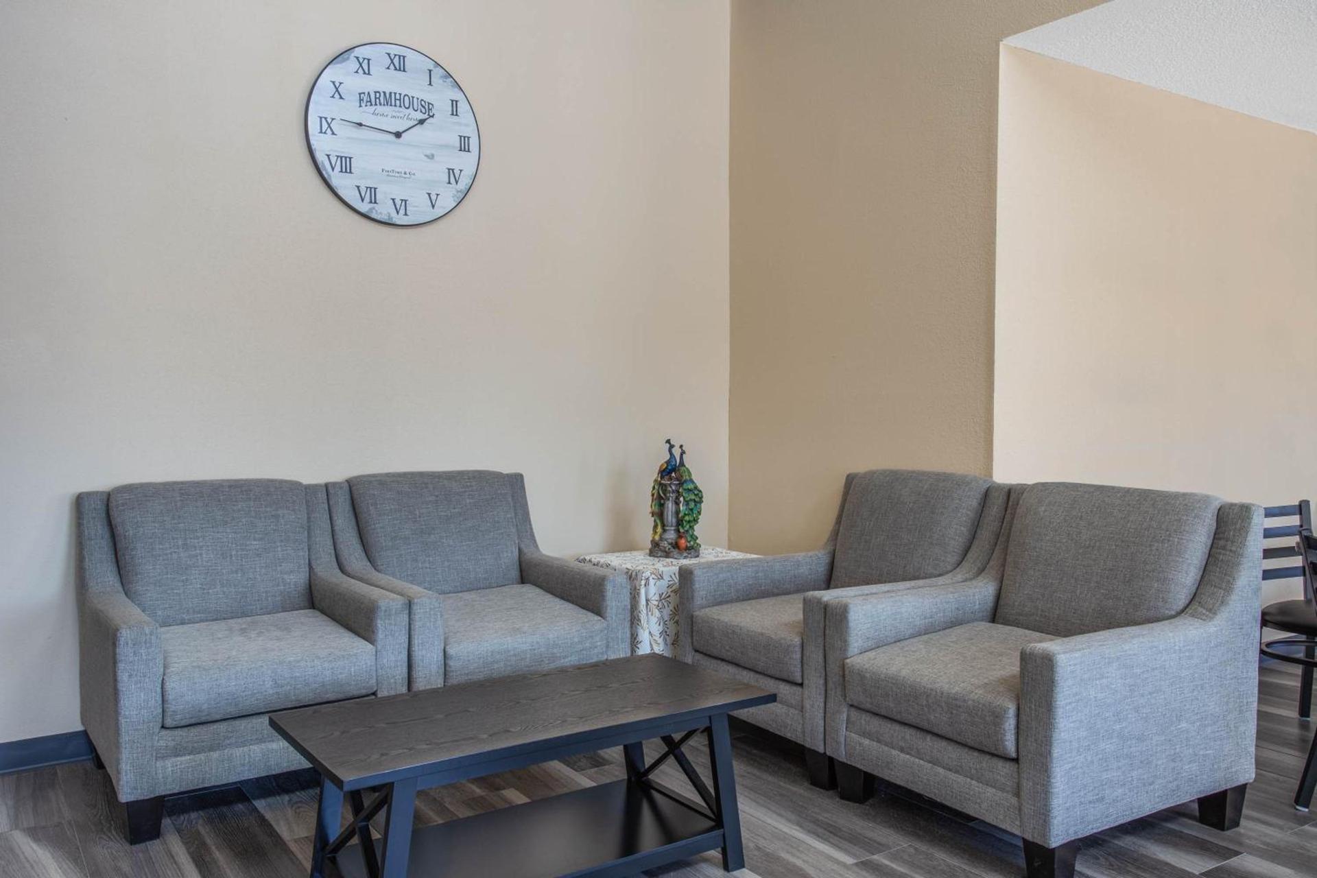 Baymont by Wyndham Joliet photo 45