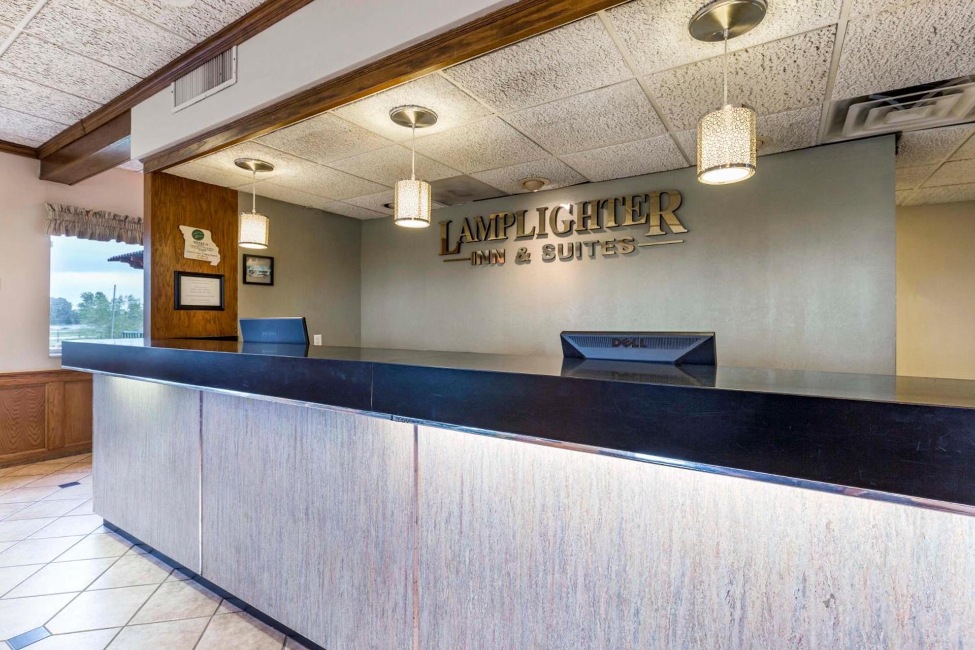 Lamplighter Inn and Suites - North photo 16